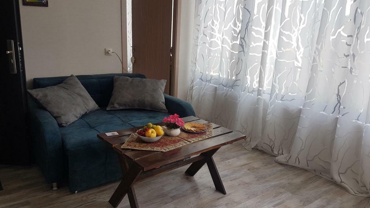 Atlas Hotel Tbilisi Buitenkant foto