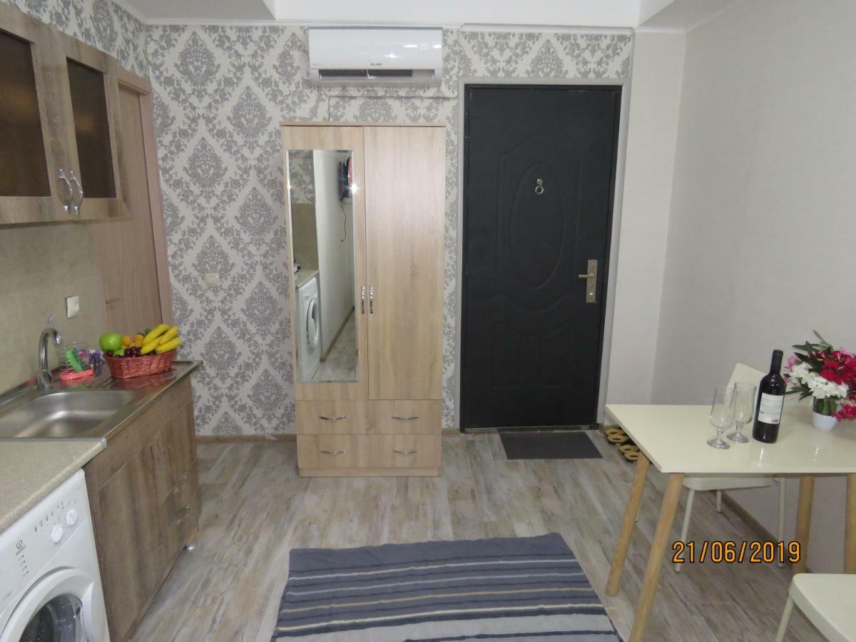 Atlas Hotel Tbilisi Buitenkant foto